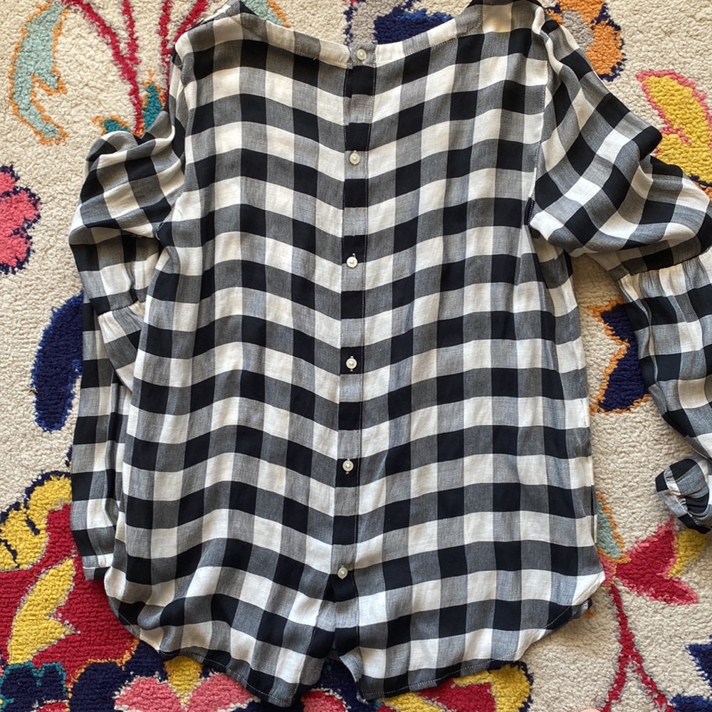 Loft Size Small Full Button Back Checked Top - image 2